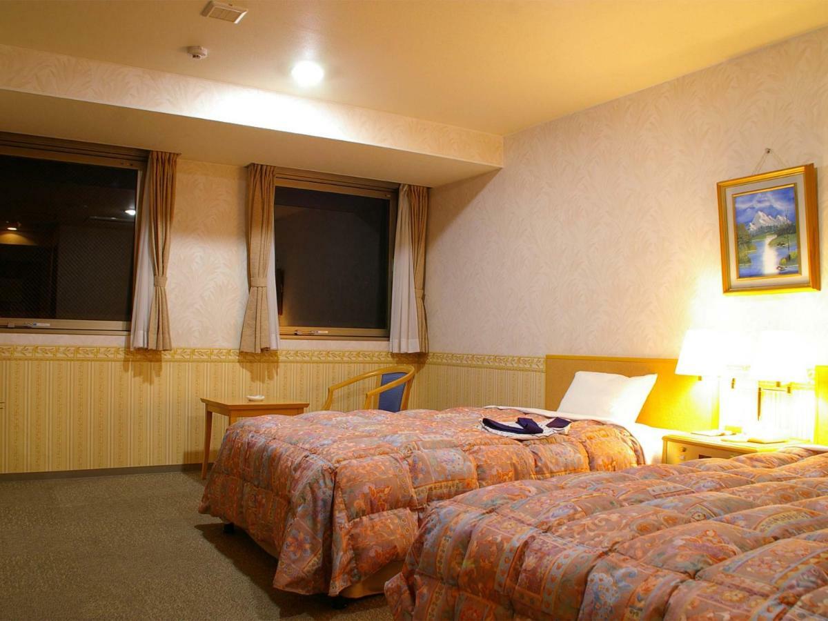Riverside Hotel Gojo Екстер'єр фото